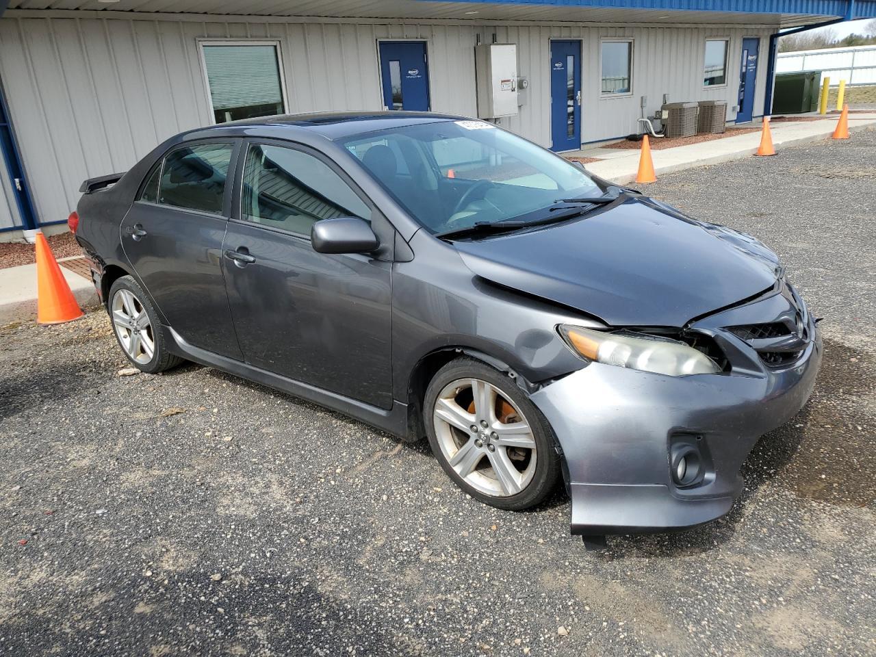 2013 TOYOTA COROLLA BA - Image 4