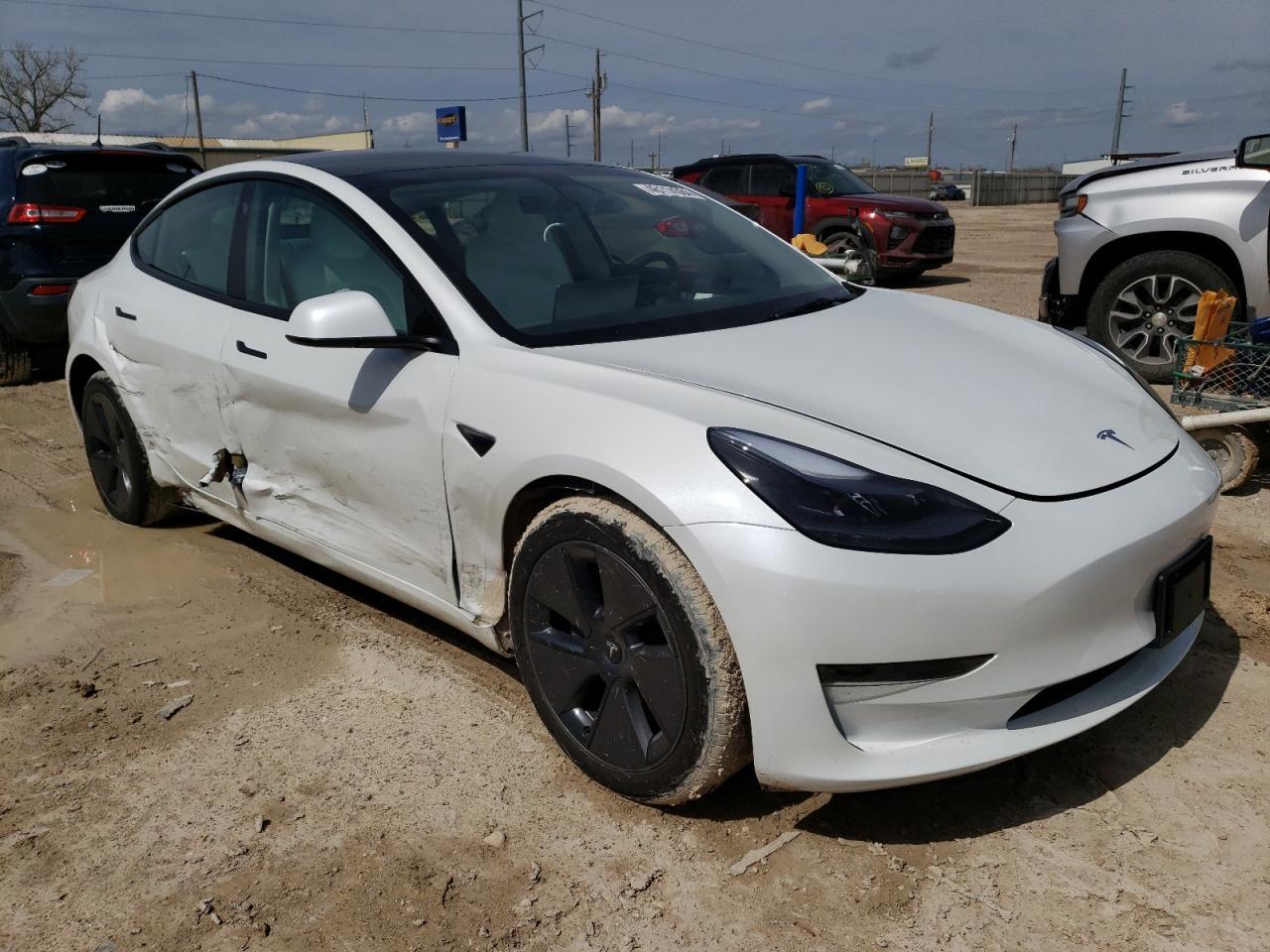 2023 TESLA MODEL 3 - Фото 4