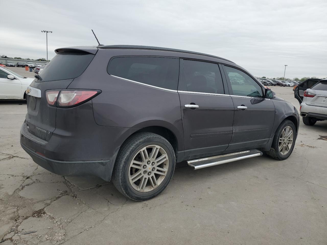2015 CHEVROLET TRAVERSE L - Фото 3