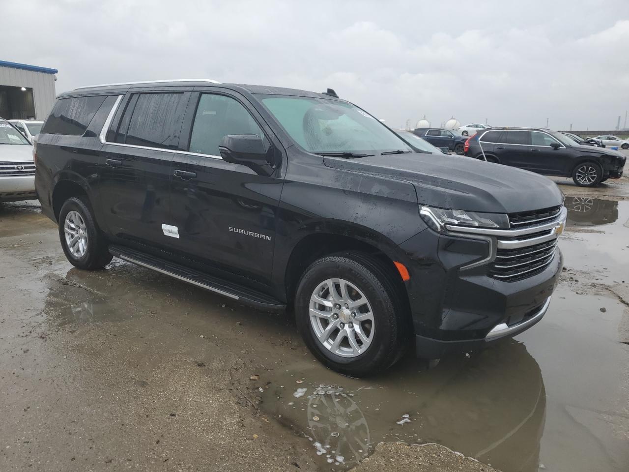 2023 CHEVROLET SUBURBAN C - Фото 4
