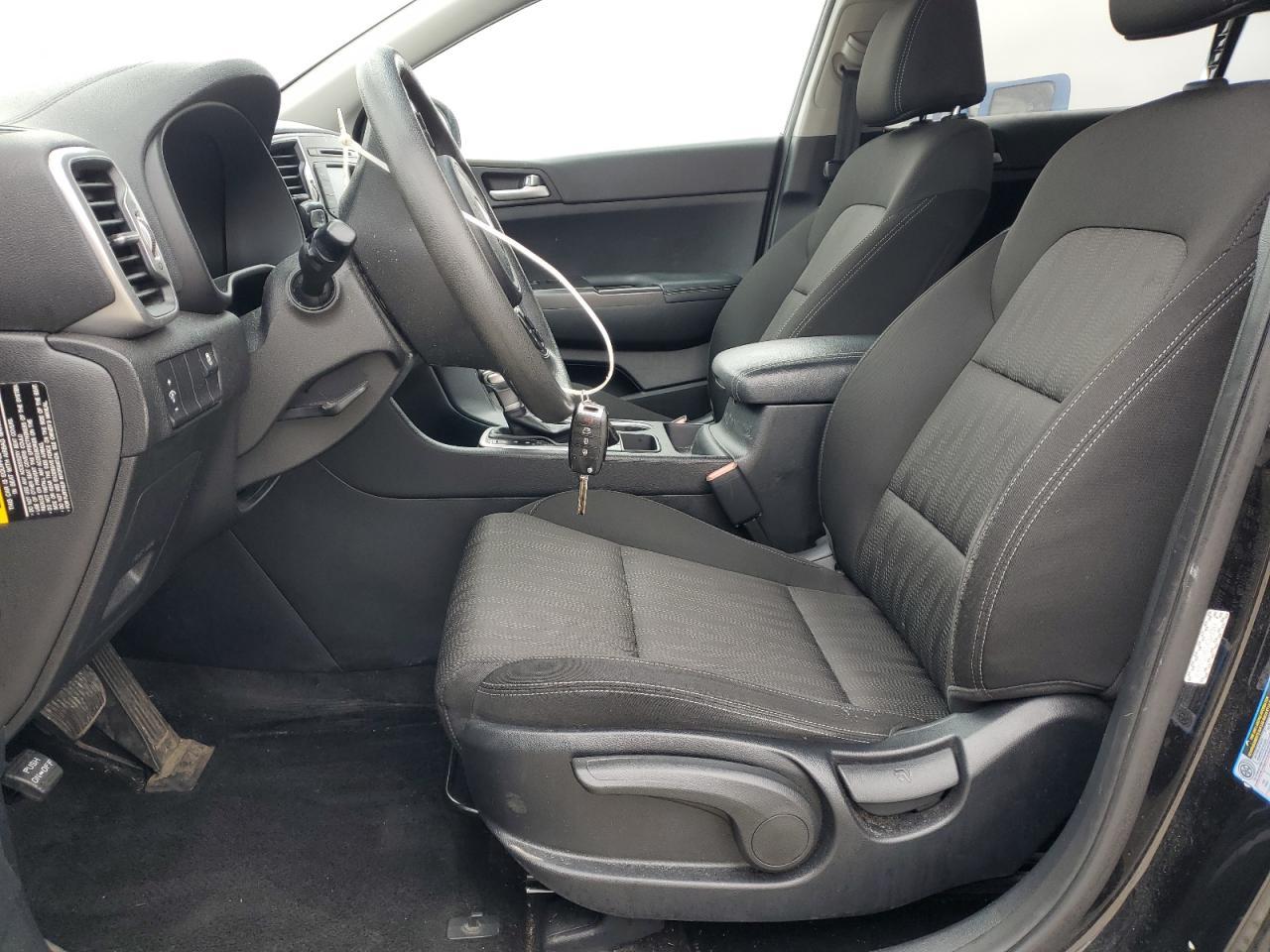 2017 KIA SPORTAGE L - Image 7