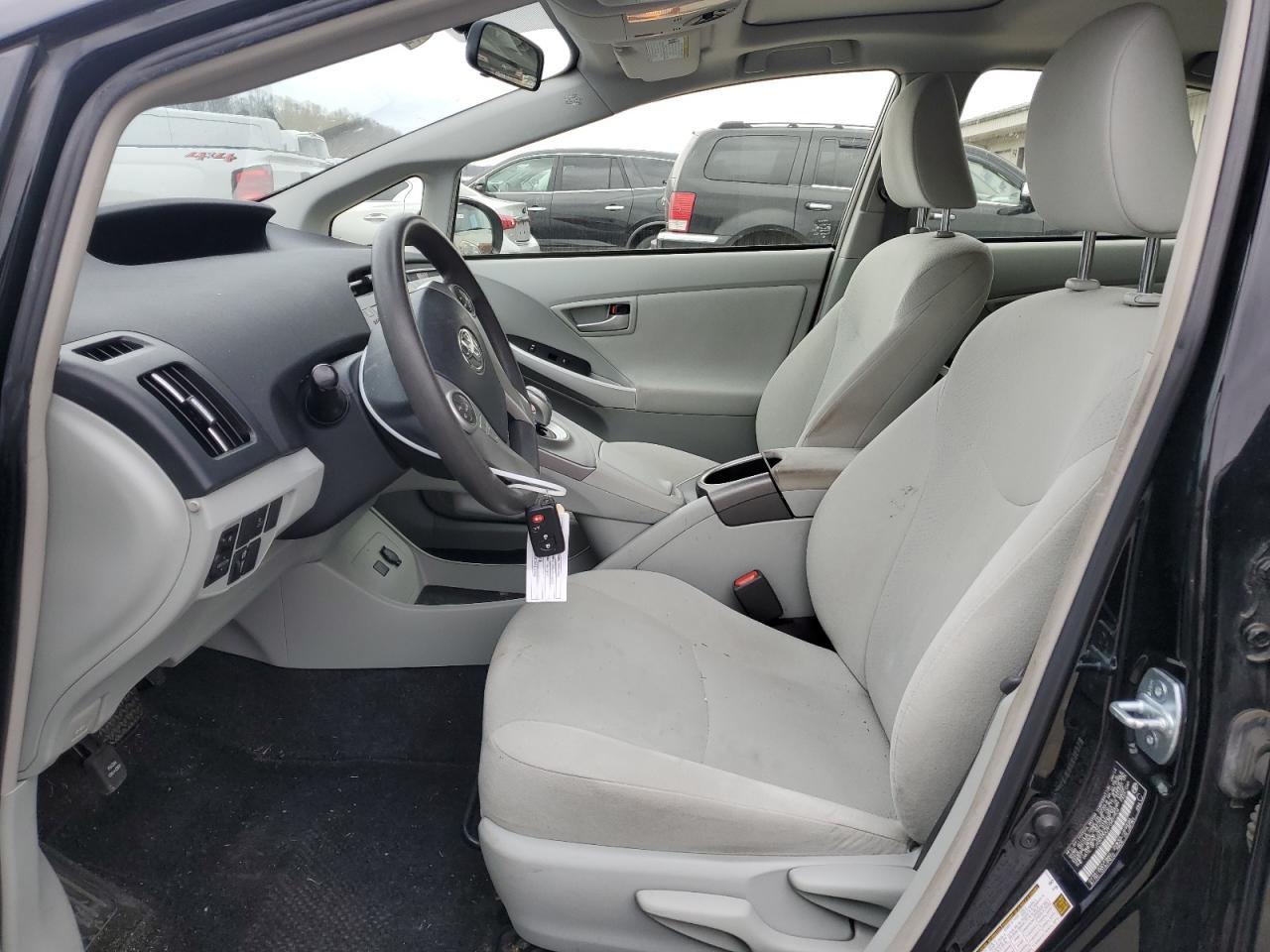 2015 TOYOTA PRIUS - Фото 7