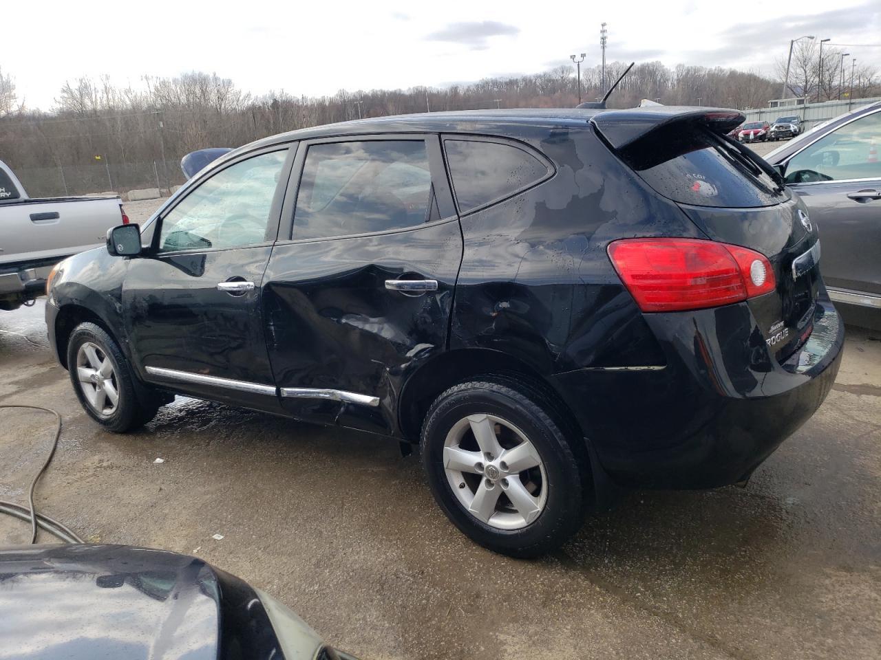 2013 NISSAN ROGUE S - Фото 2