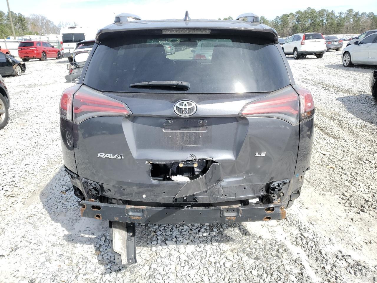 2016 TOYOTA RAV4 LE - Фото 6