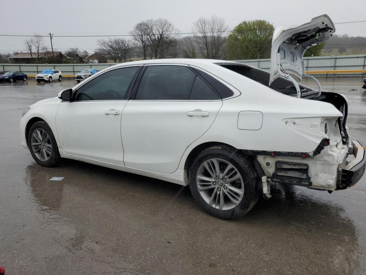 2015 TOYOTA CAMRY LE - Фото 2