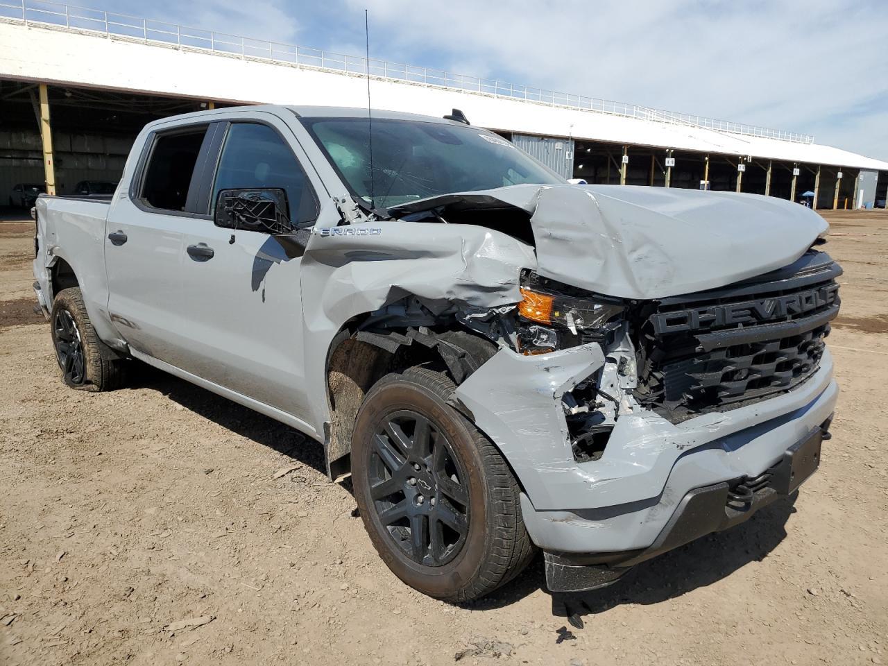 2024 CHEVROLET SILVERADO - Фото 4