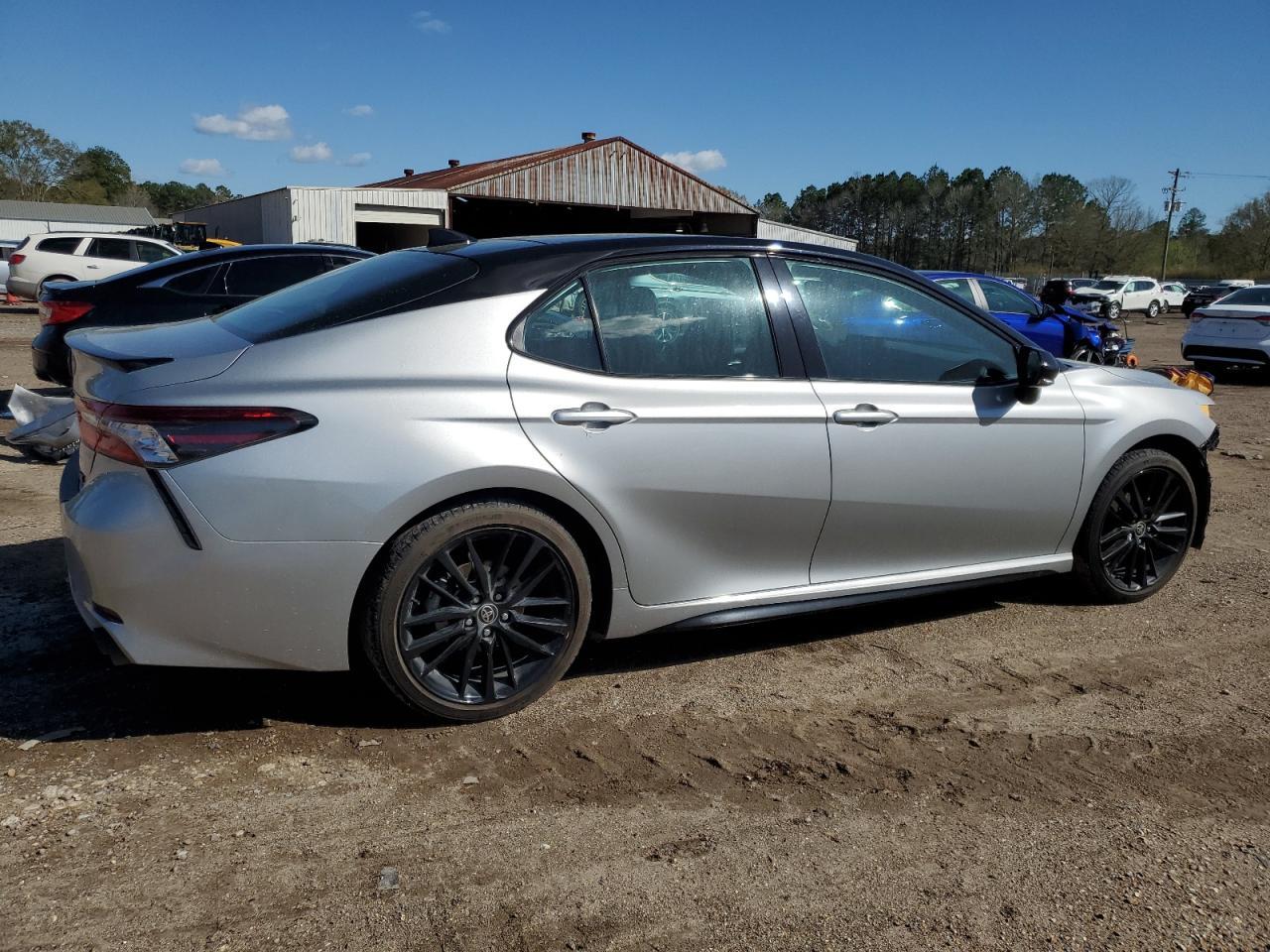 2022 TOYOTA CAMRY XSE - Image 3