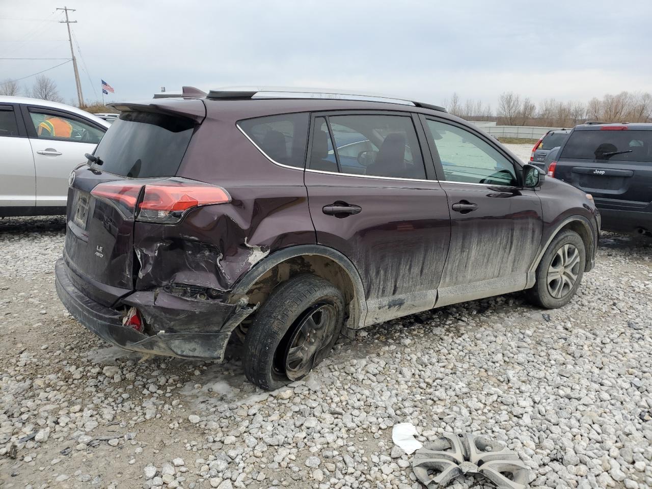 2017 TOYOTA RAV4 LE - Image 3