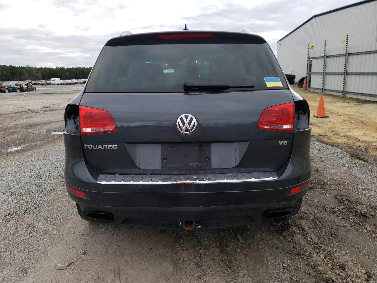 2012 VOLKSWAGEN TOUAREG V6 - Image 6
