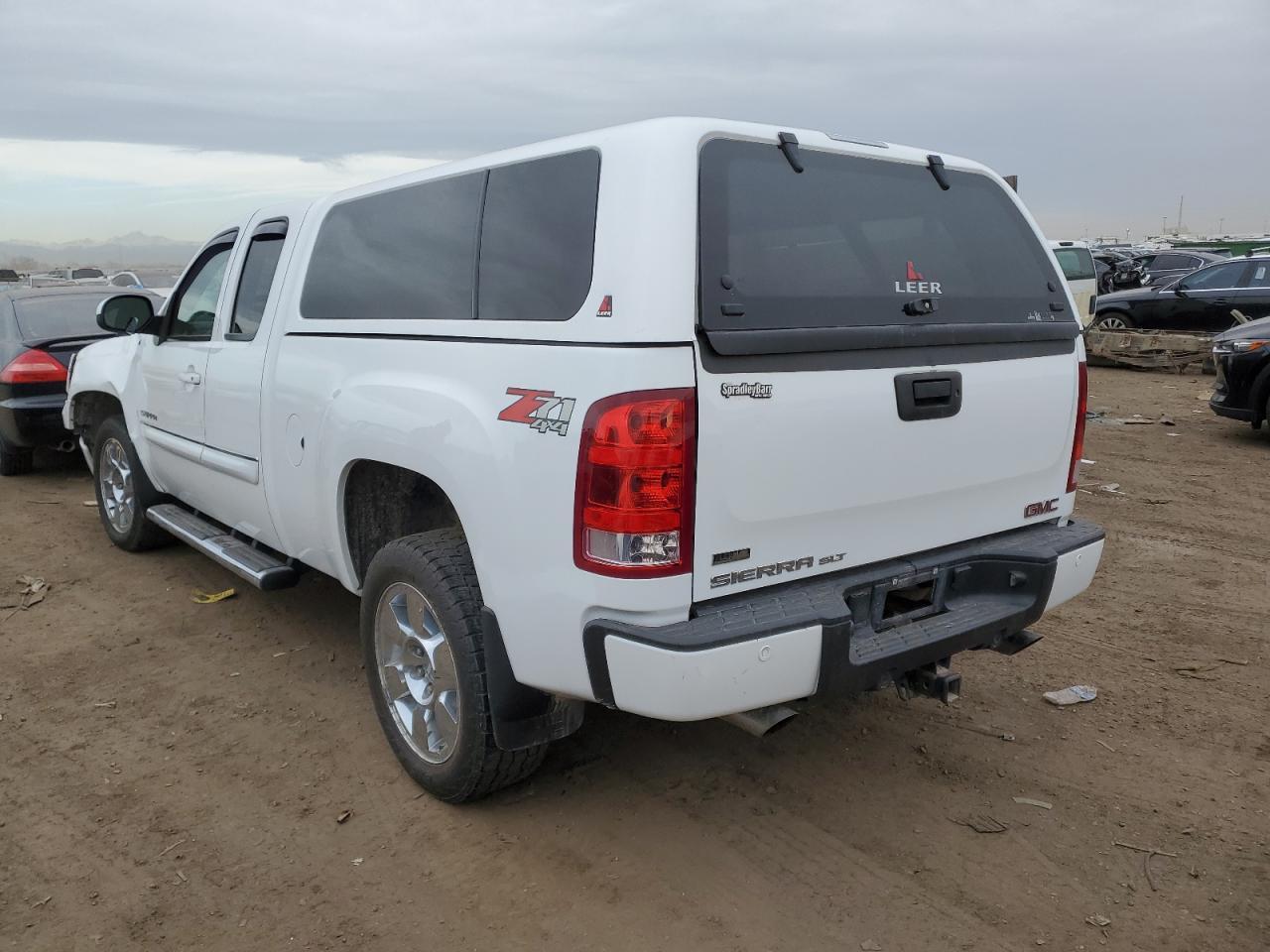 2011 GMC SIERRA K15 - Фото 2