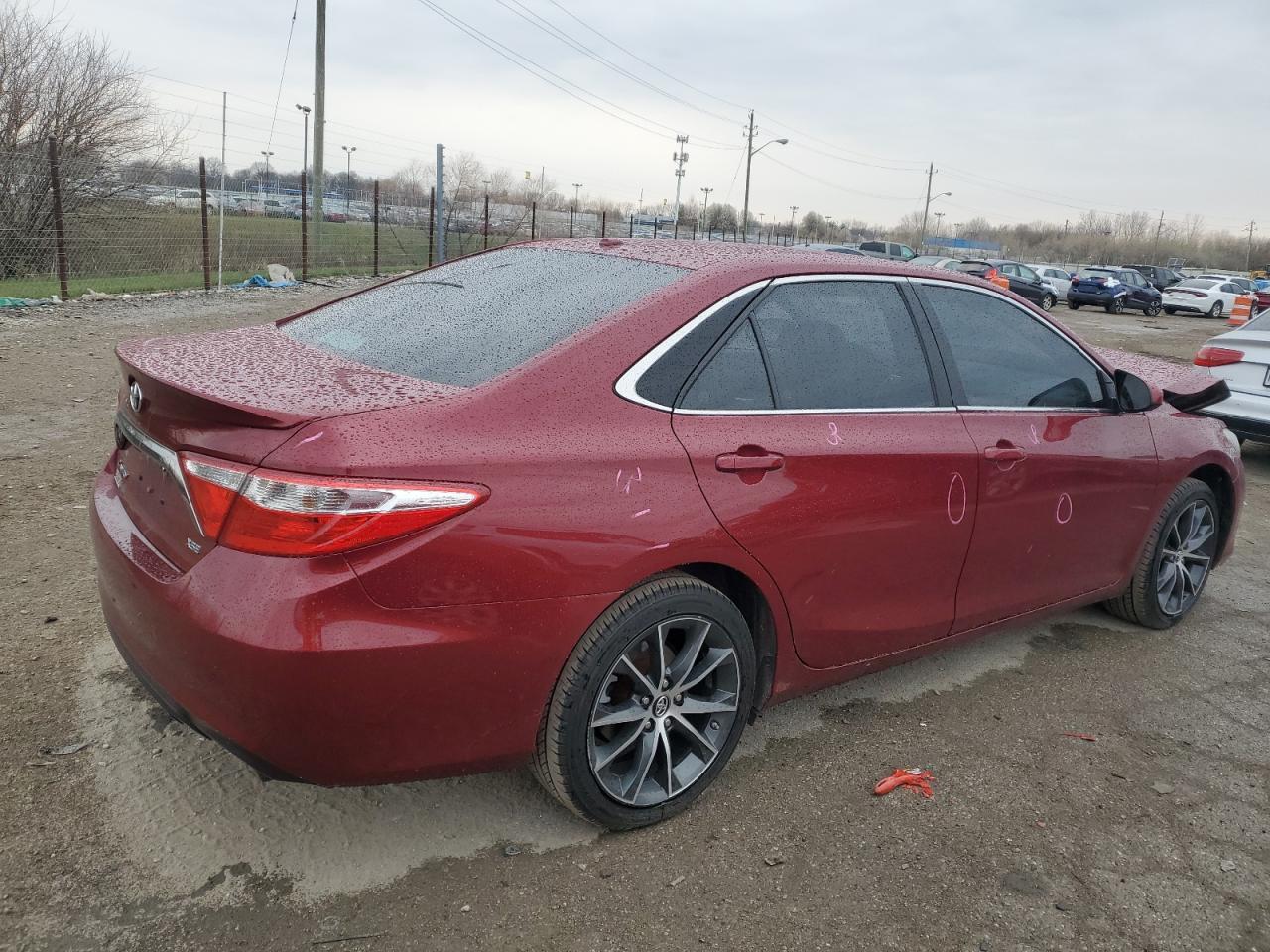 2017 TOYOTA CAMRY LE - Image 3