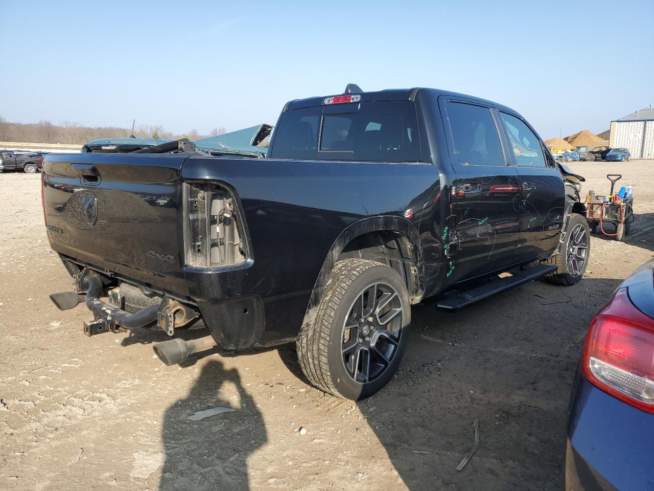 2019 RAM 1500 LARAM - Фото 3