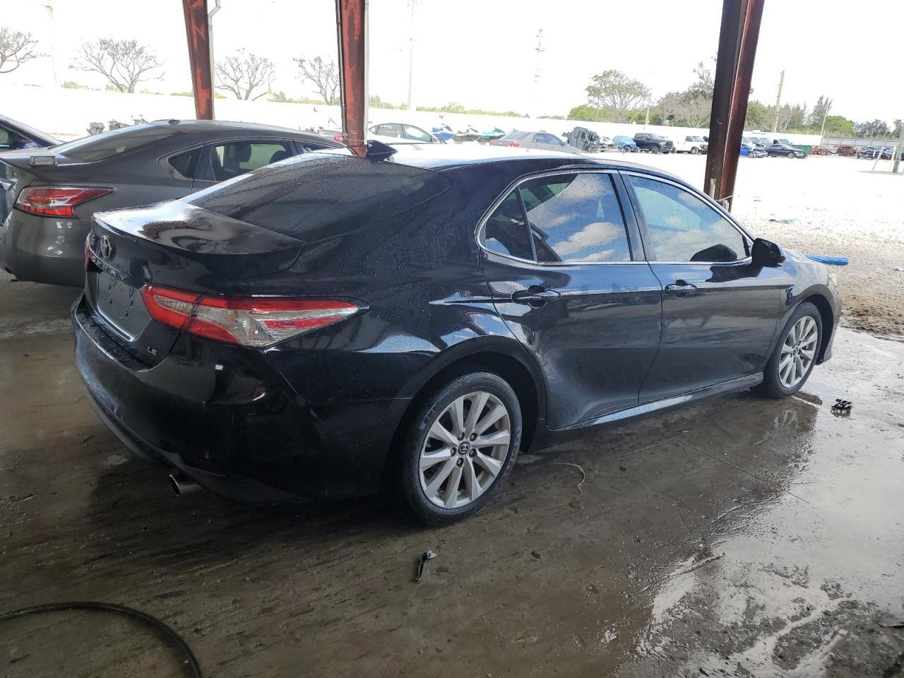 2019 TOYOTA CAMRY L - Image 3