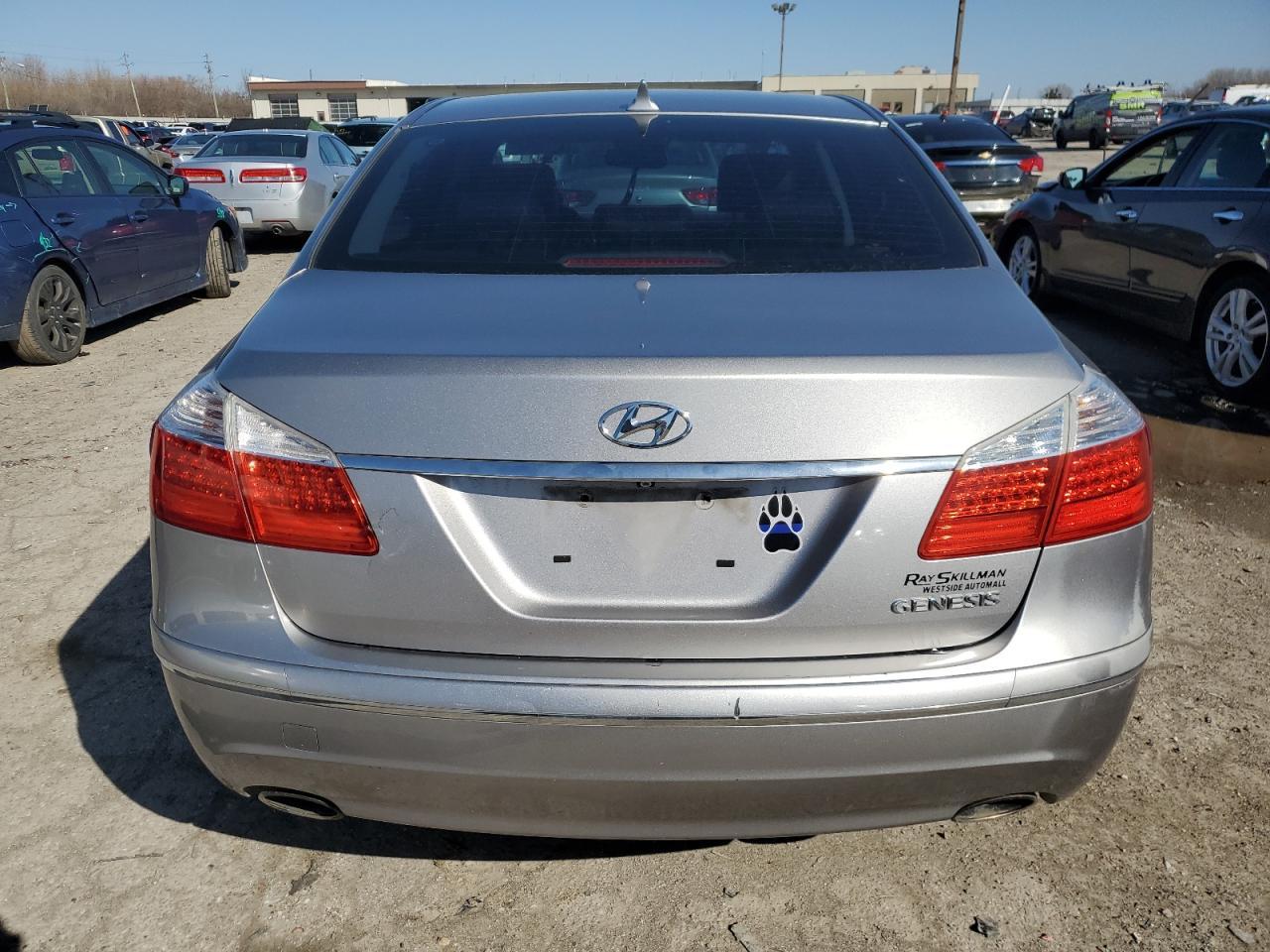 2011 HYUNDAI GENESIS 3. - Image 6