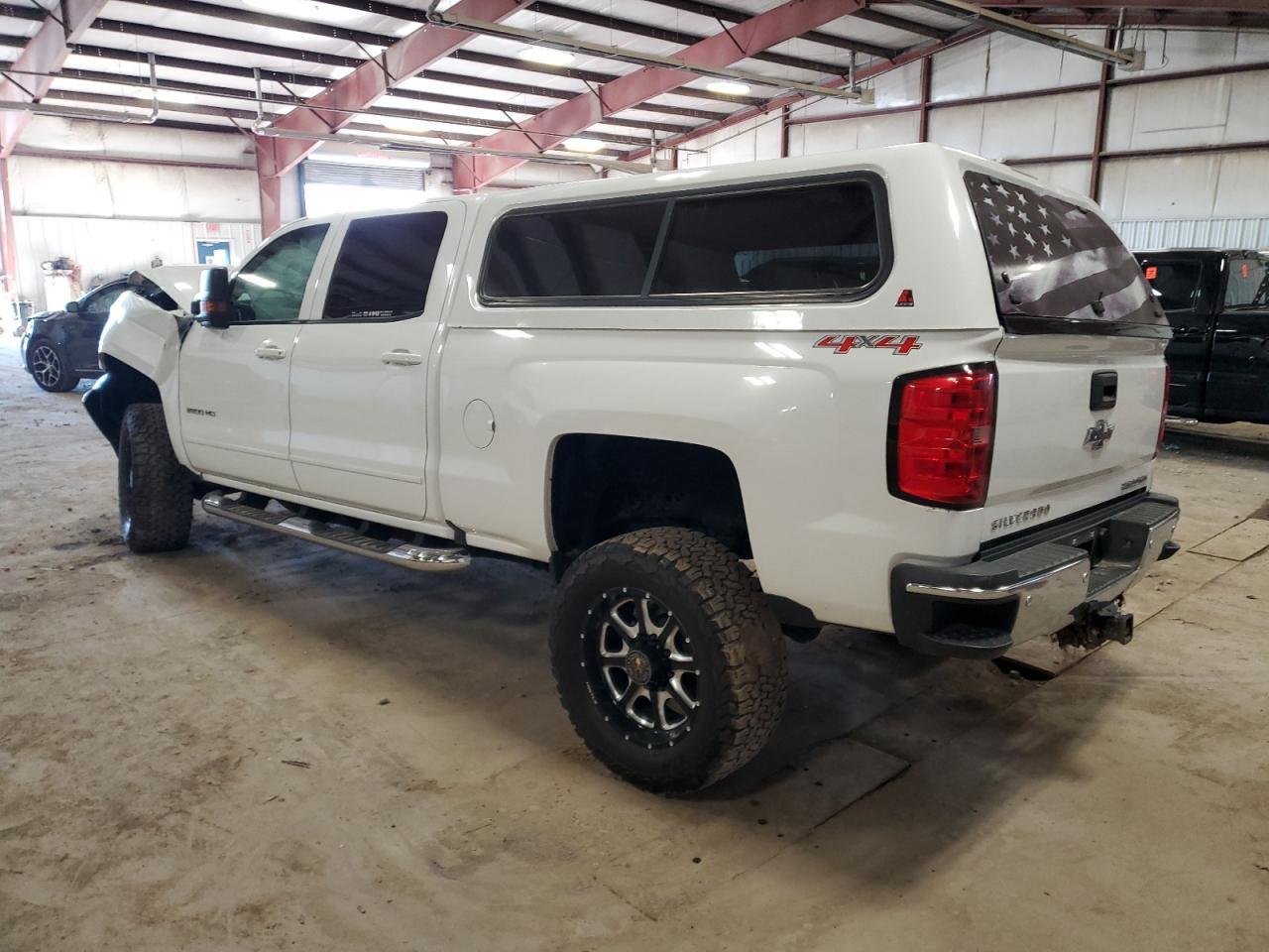 2016 CHEVROLET SILVERADO - Image 2