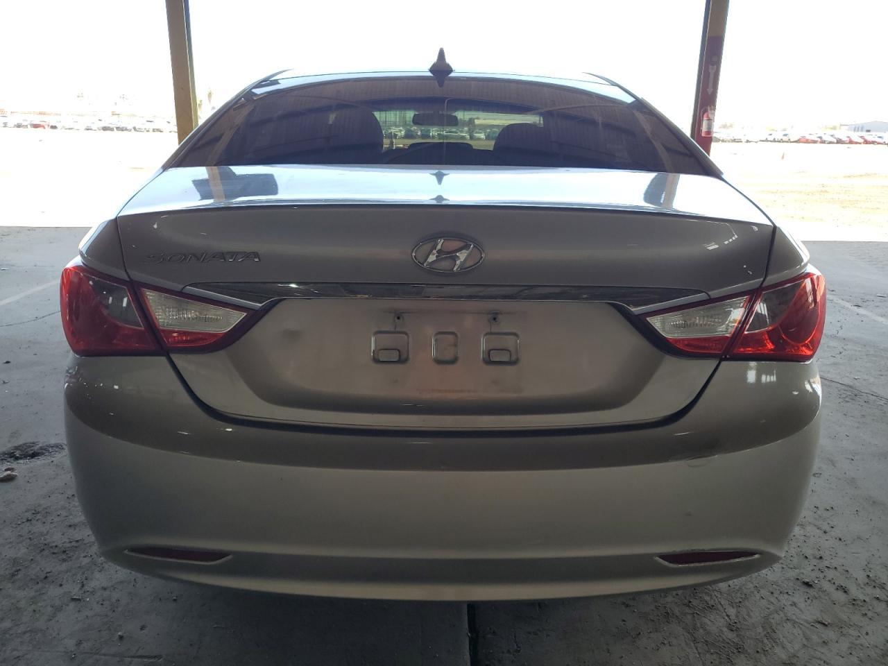 2011 HYUNDAI SONATA GLS - Фото 6