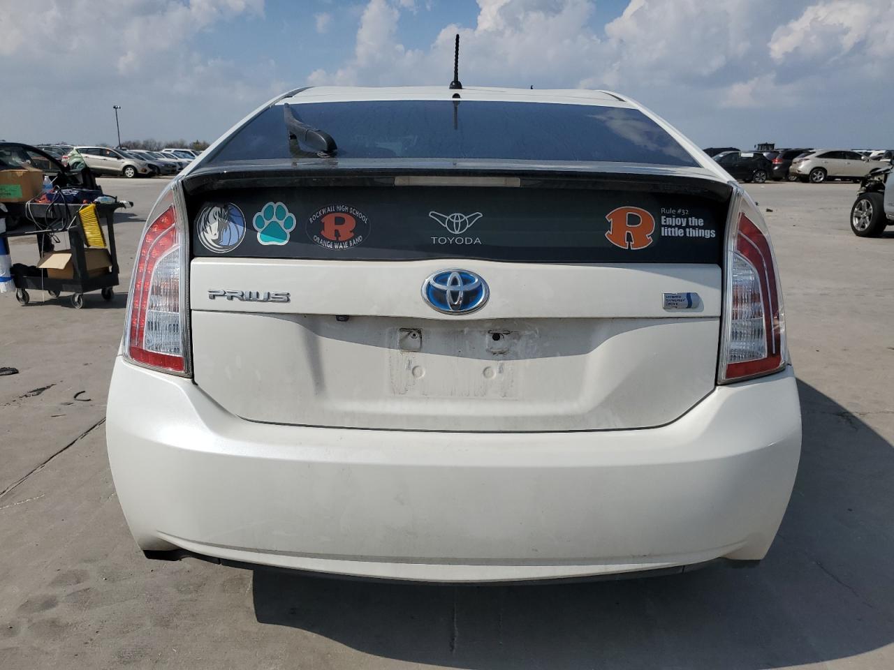 2015 TOYOTA PRIUS - Фото 6