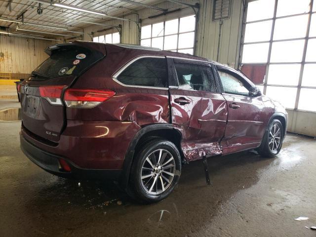 2018 Toyota Highlander Se - Фото 3