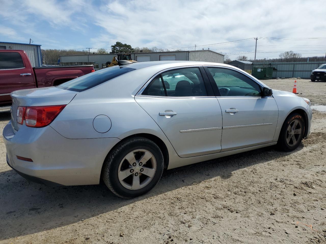 2015 CHEVROLET MALIBU LS - Image 3