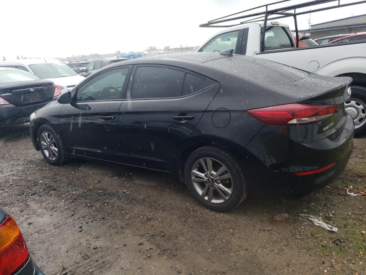 2018 HYUNDAI ELANTRA SE - Image 2