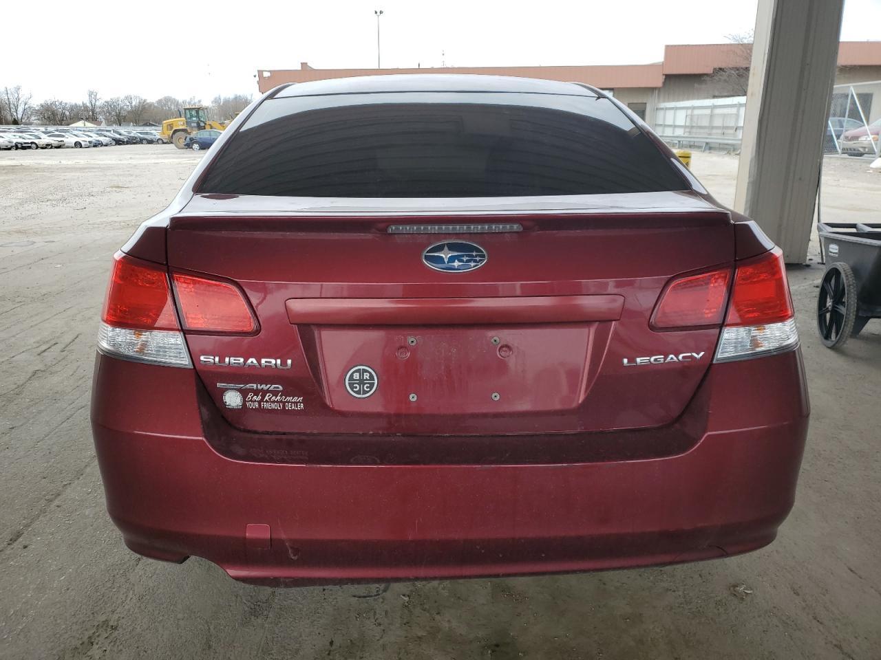 2012 SUBARU LEGACY 2.5 - Image 6