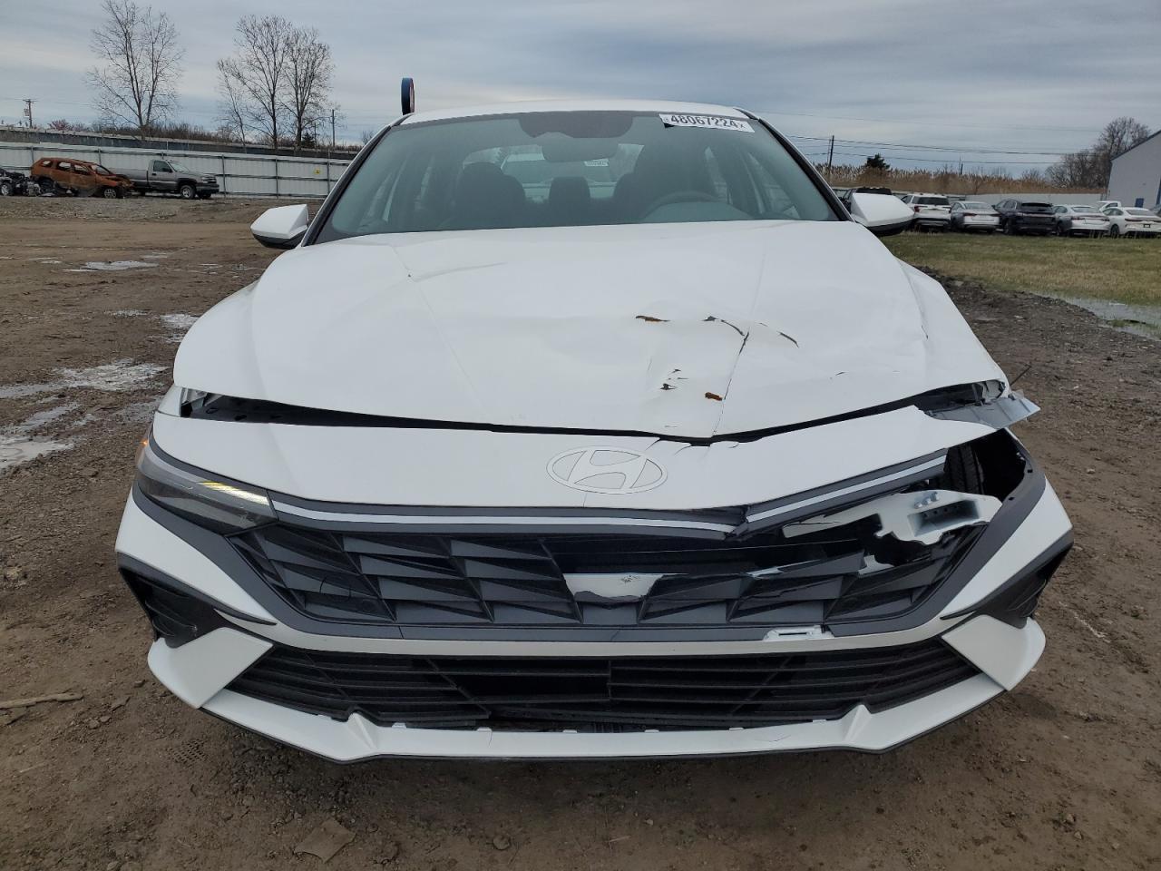 2024 HYUNDAI ELANTRA SE - Фото 5