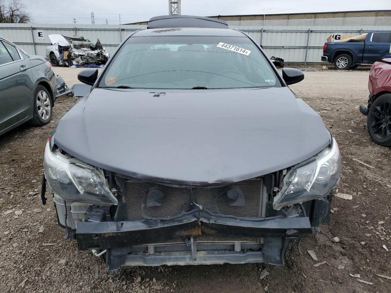 2013 TOYOTA CAMRY L - Фото 5