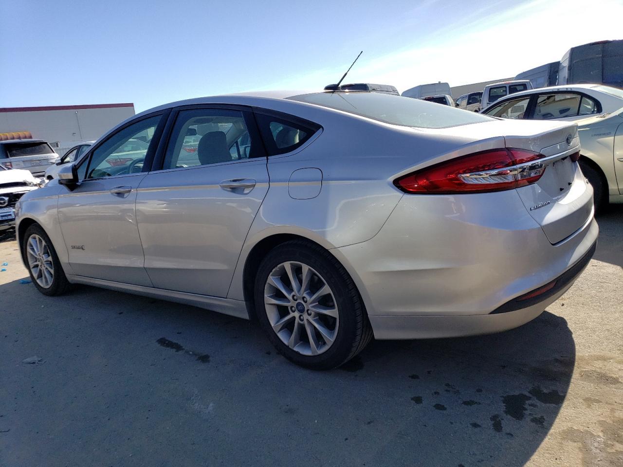 2017 FORD FUSION S H - Image 2