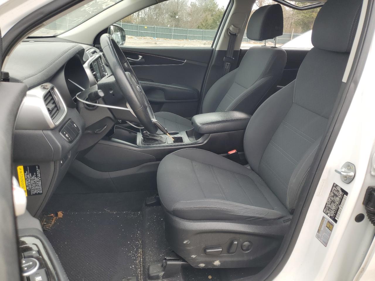 2017 KIA SORENTO LX - Image 7