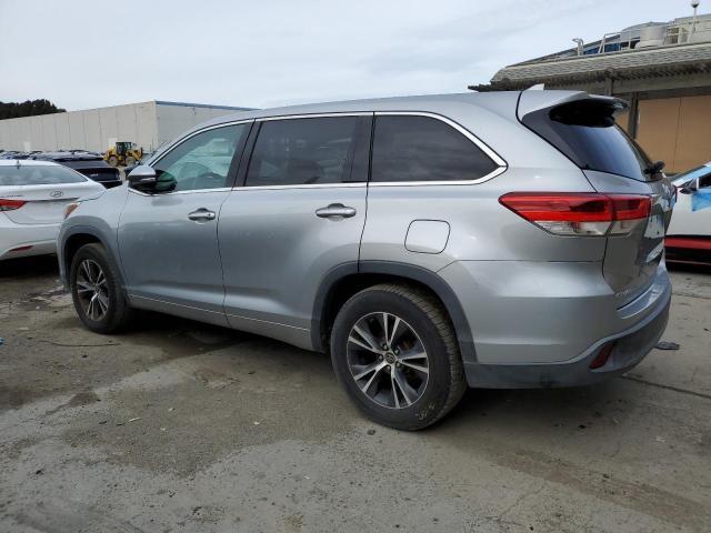 2017 Toyota Highlander Le - Image 2
