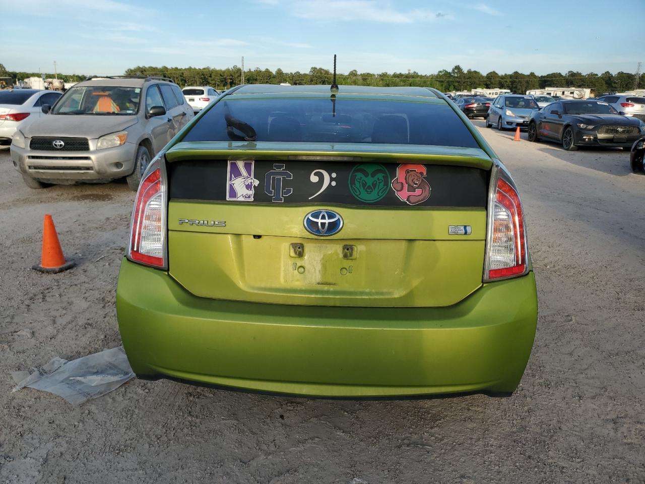 2015 TOYOTA PRIUS - Image 6