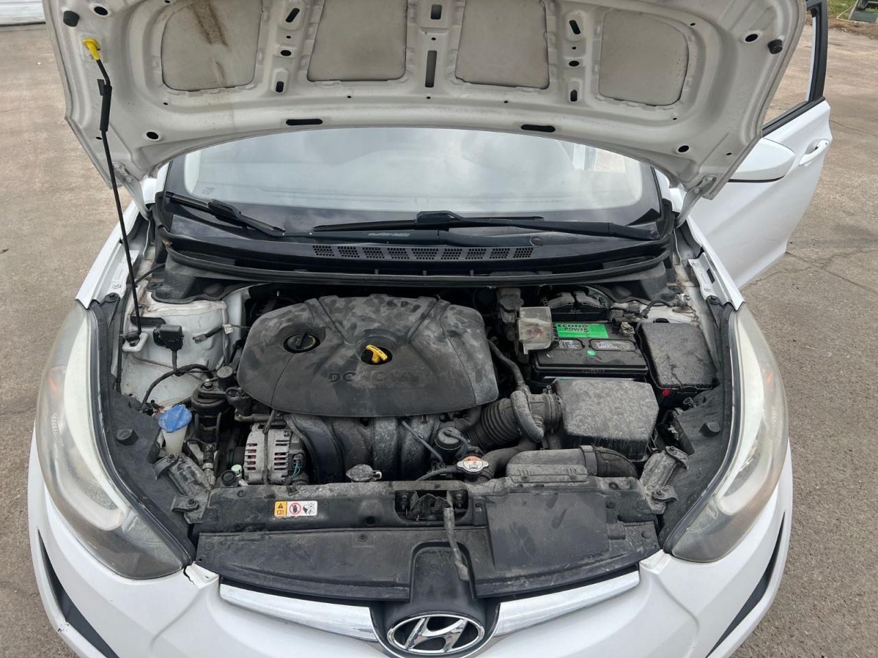 2015 HYUNDAI ELANTRA SE - Image 7