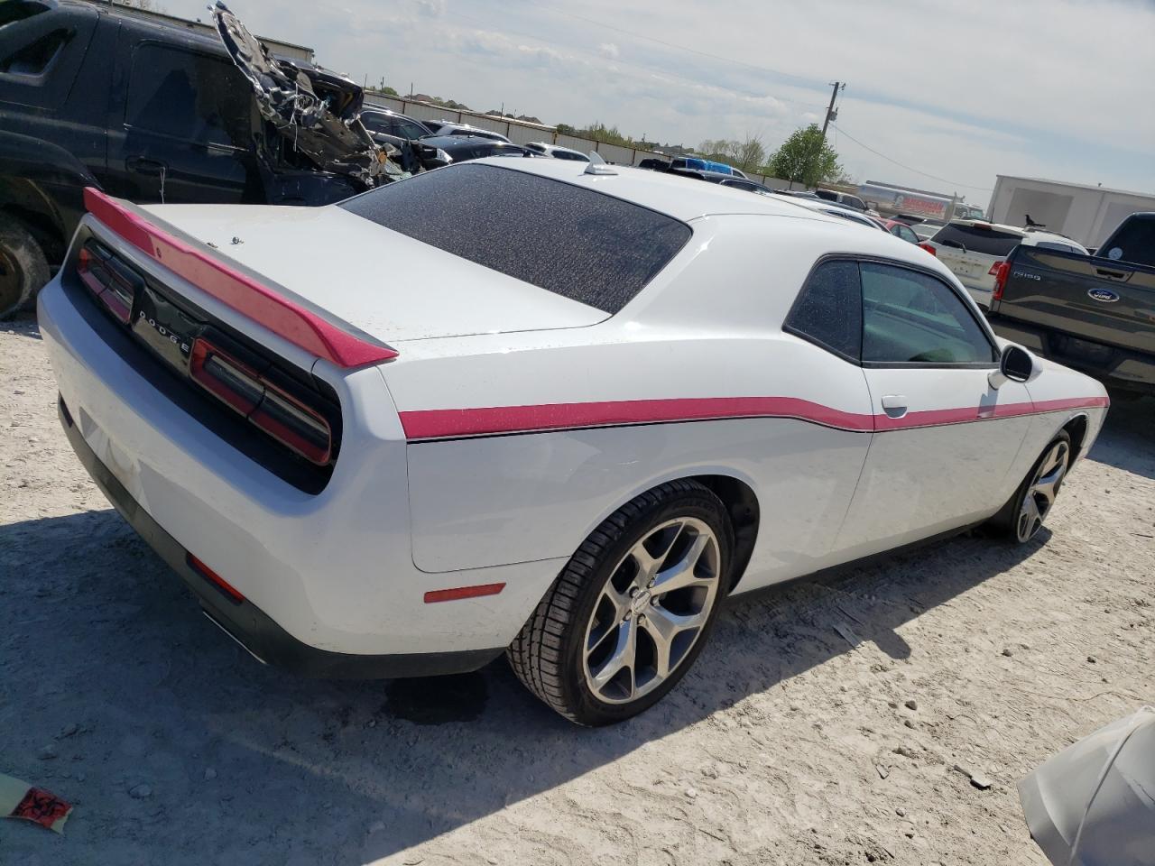 2016 DODGE CHALLENGER - Фото 3