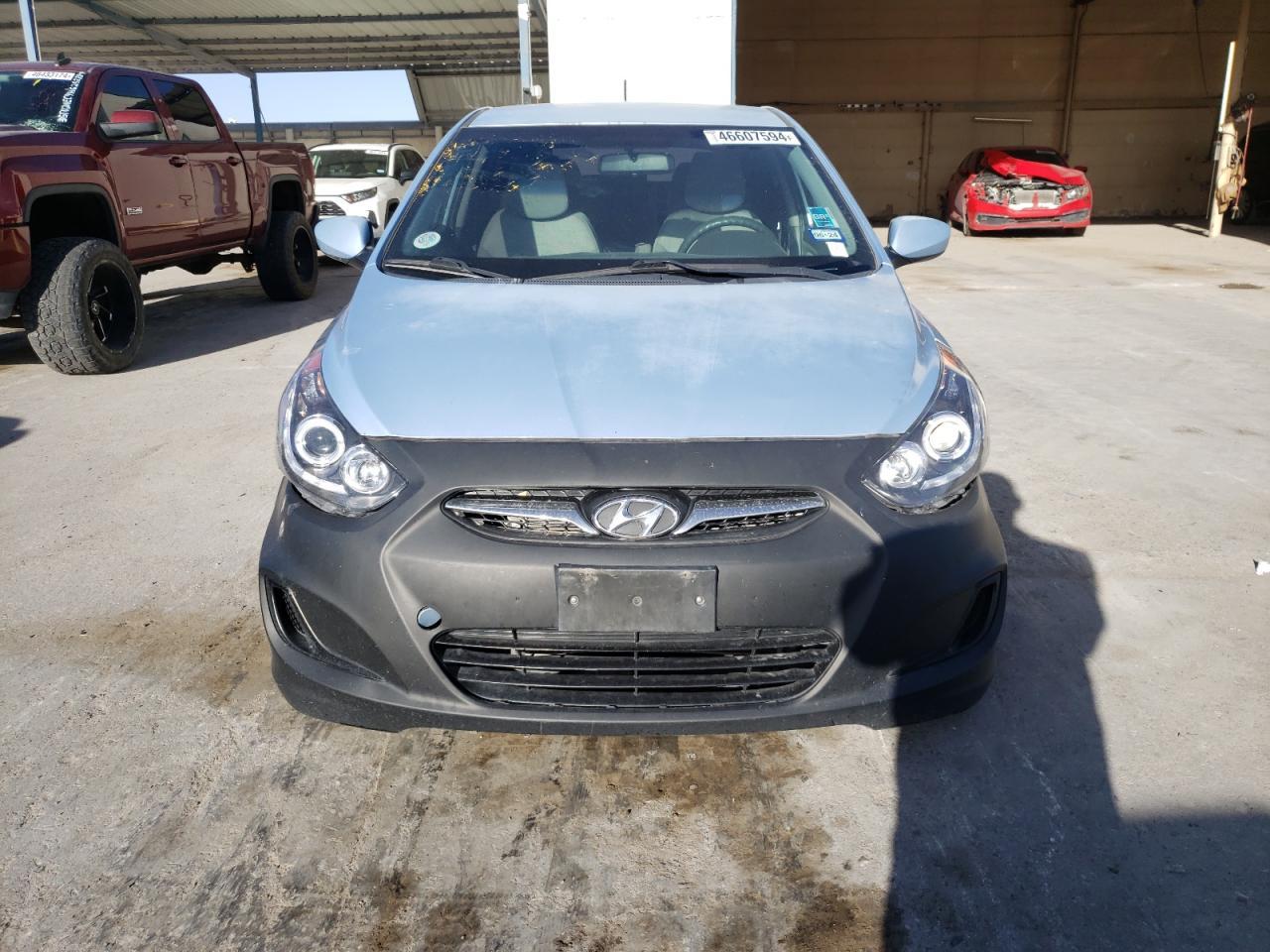 2012 HYUNDAI ACCENT GLS - Фото 5