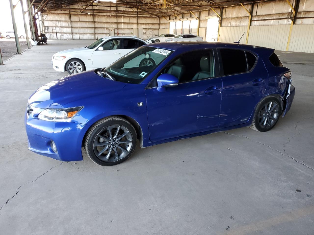 2013 LEXUS CT 200
