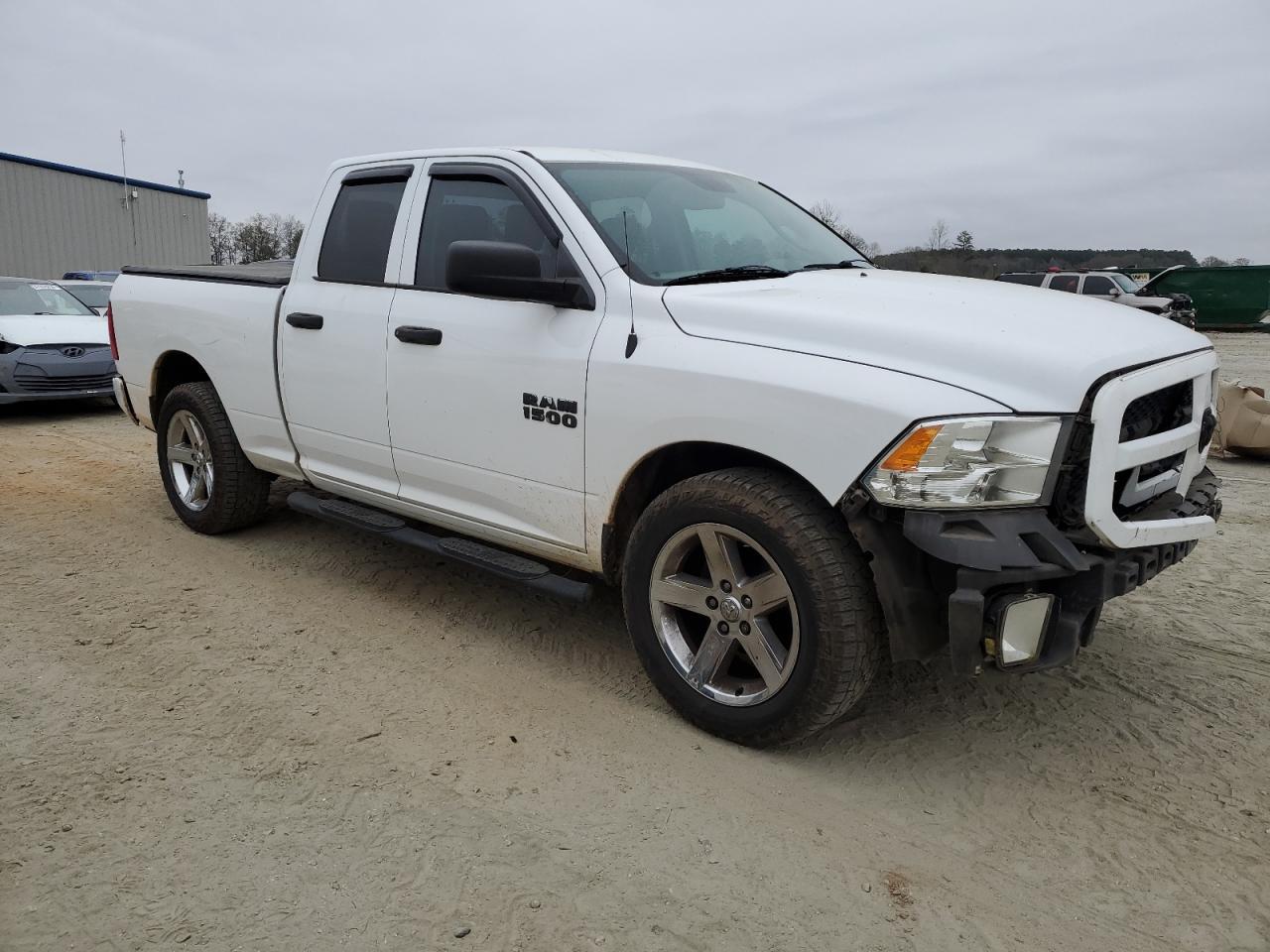 2014 RAM 1500 ST - Image 4