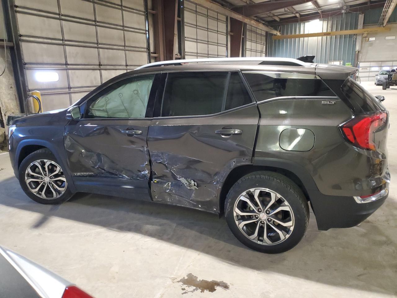 2019 GMC TERRAIN SL - Фото 2