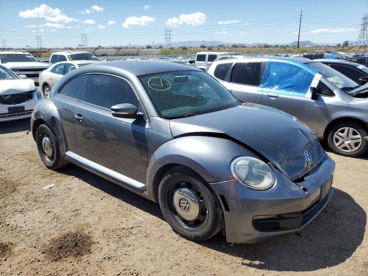 2012 VOLKSWAGEN BEETLE - Image 4