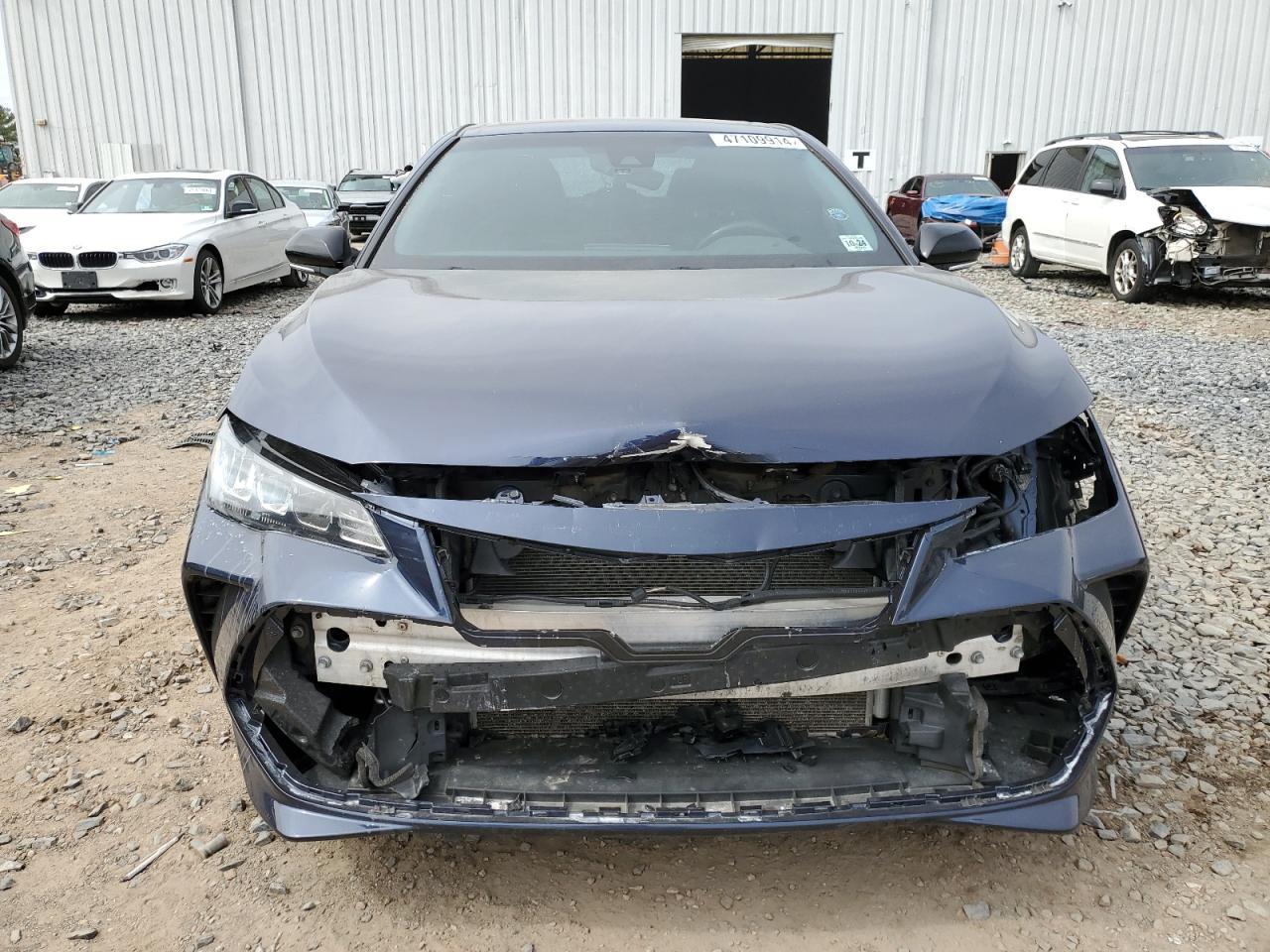 2019 TOYOTA AVALON XLE - Image 5