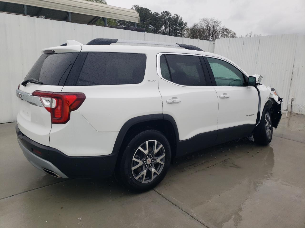2023 GMC ACADIA SLT - Image 3