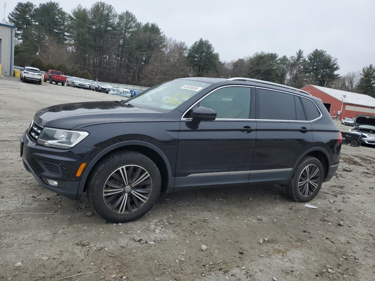 2018 VOLKSWAGEN TIGUAN SE car image