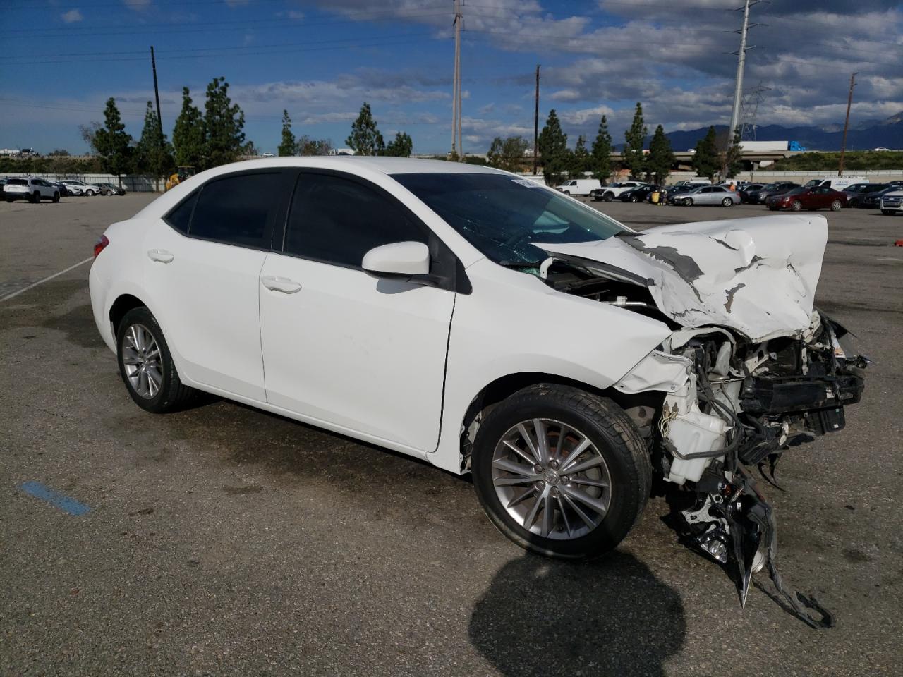 2014 TOYOTA COROLLA L - Фото 4