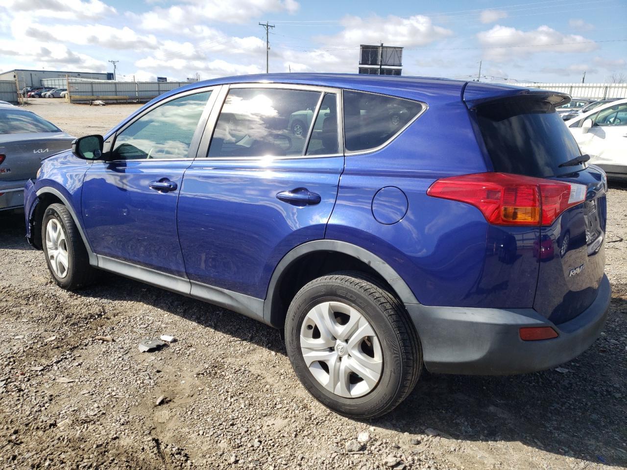 2014 TOYOTA RAV4 LE - Фото 2