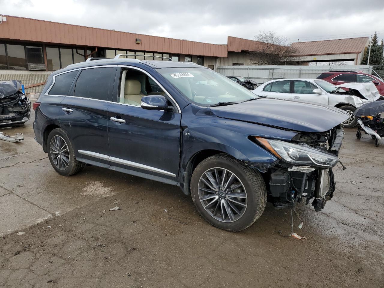 2016 INFINITI QX60 - Image 4