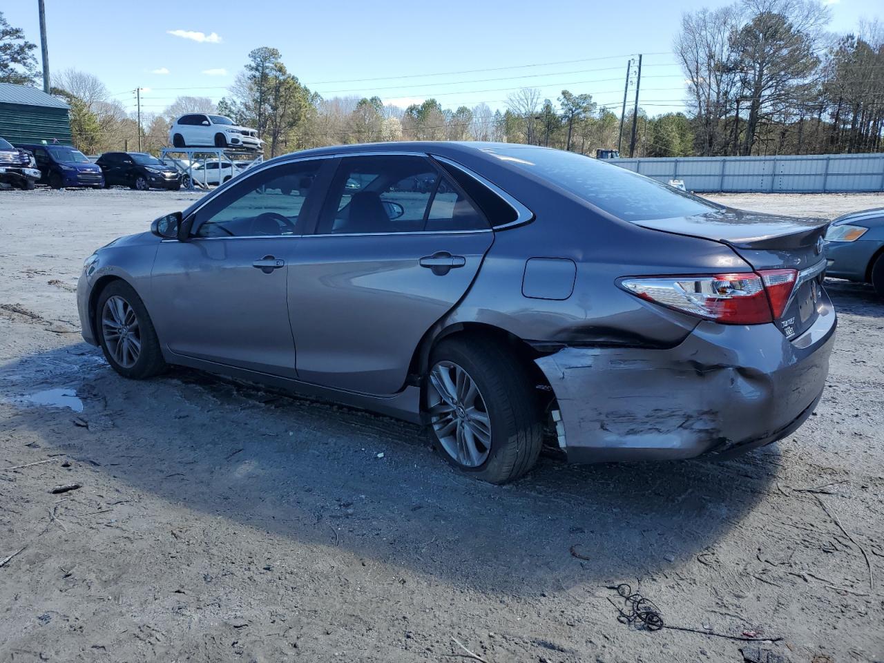 2017 TOYOTA CAMRY LE - Фото 2