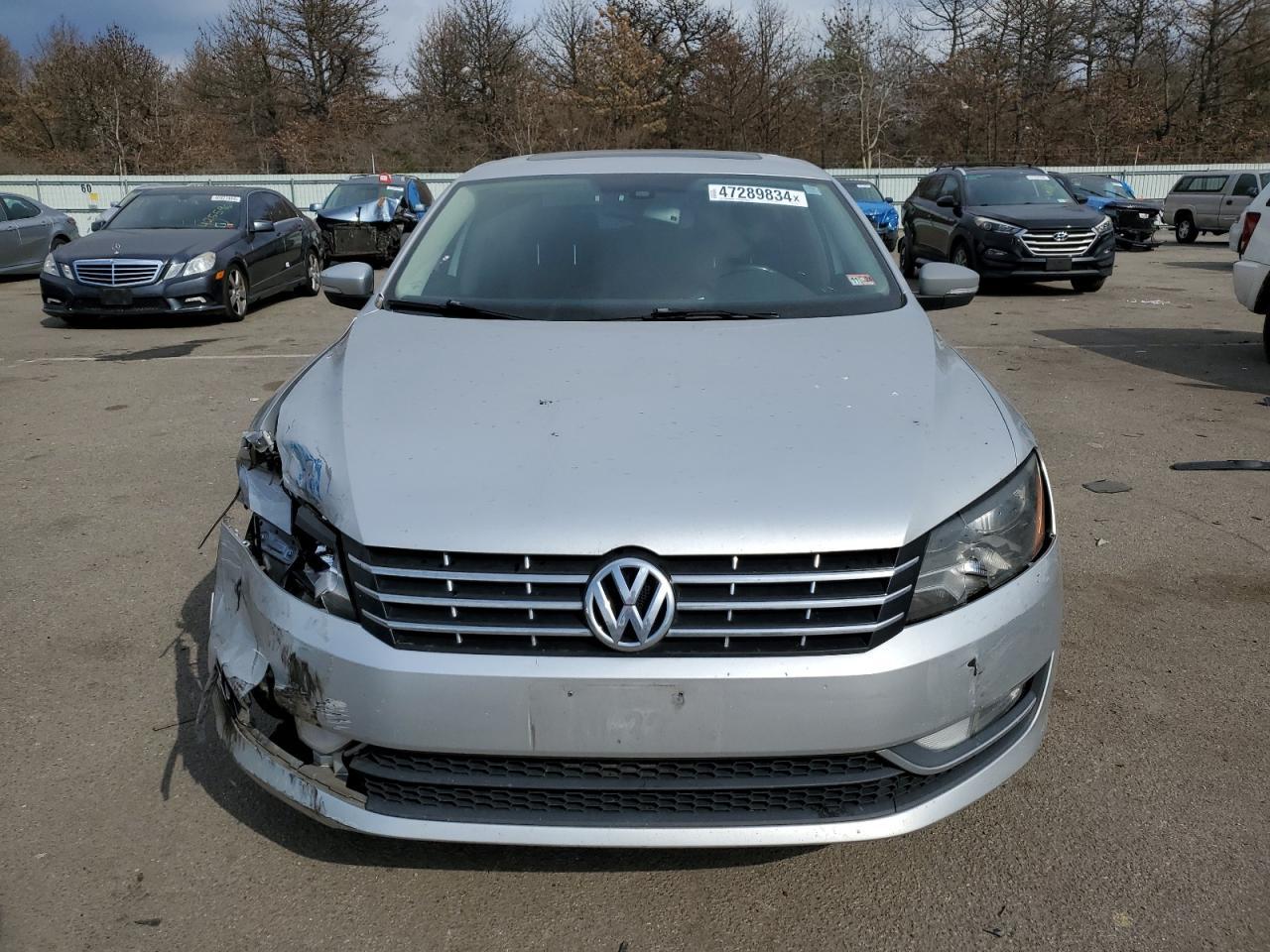 2014 VOLKSWAGEN PASSAT SEL - Фото 5