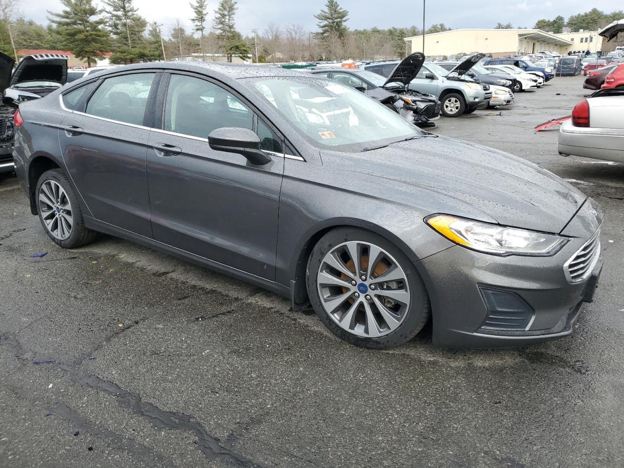 2020 FORD FUSION SE - Image 4