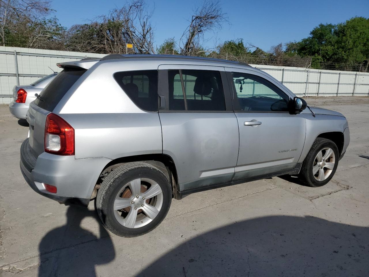 2011 JEEP COMPASS SP - Image 3