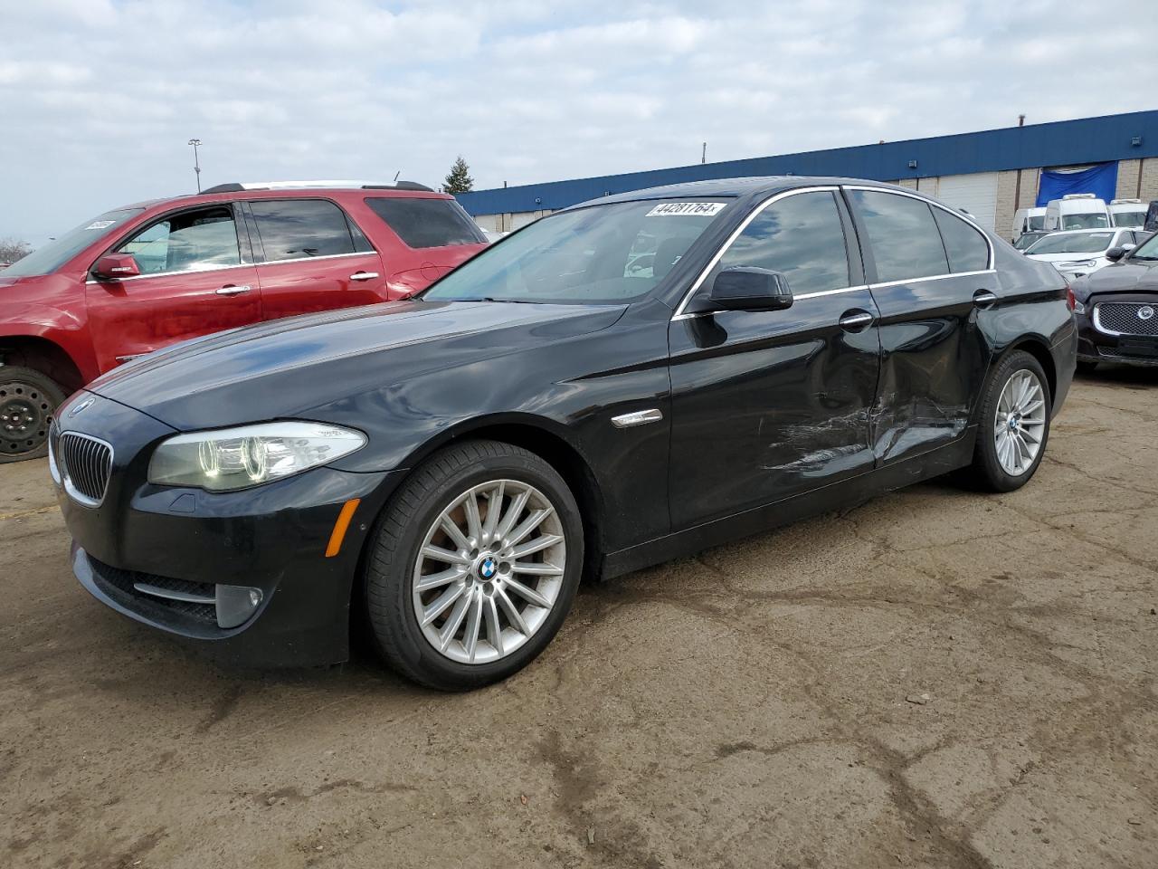 2013 BMW 535 XI car image