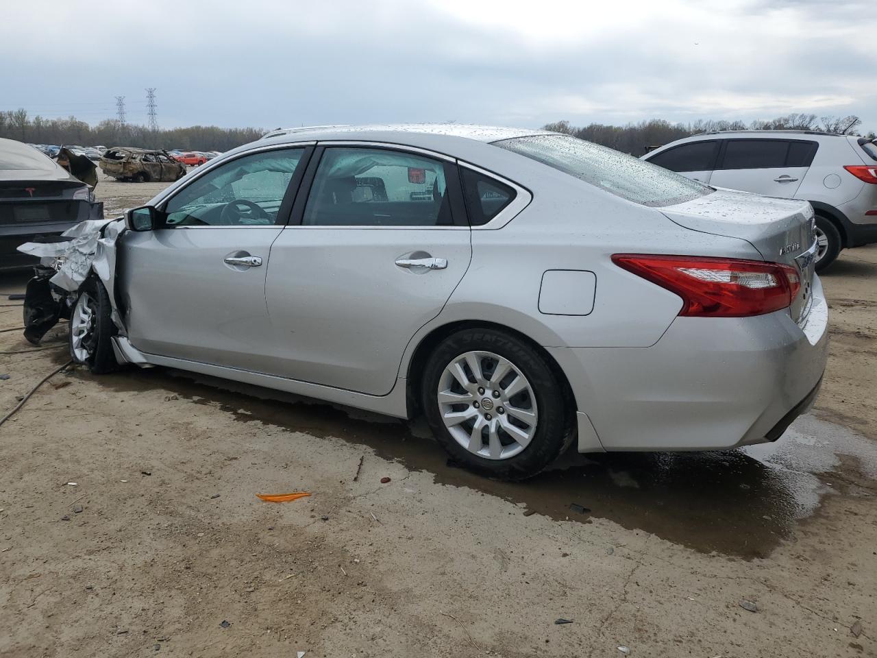 2017 NISSAN ALTIMA 2.5 - Фото 2